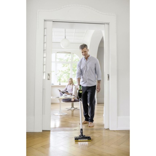 Вертикальний + ручний пилосос (2в1) Karcher VC 7 Cordless yourMax Car (1.198-712.0)