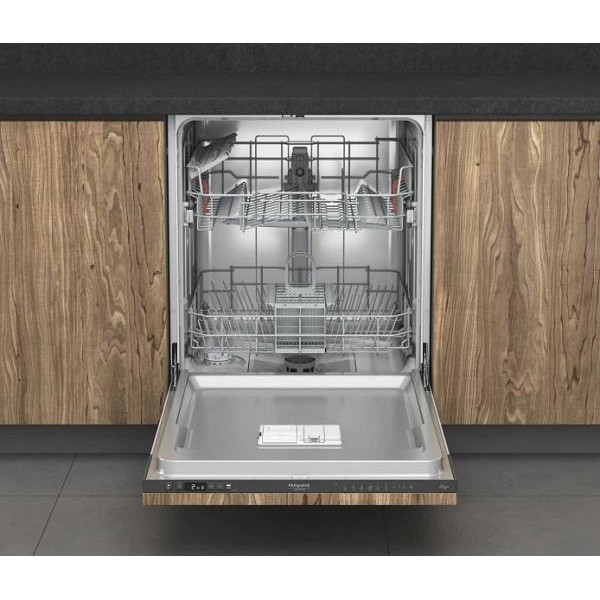 Посудомийна машина Hotpoint-Ariston H2I HD526 A