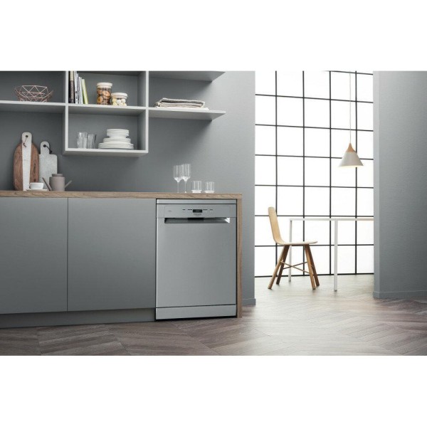 Посудомийна машина Hotpoint-Ariston HFC 3C26 F X