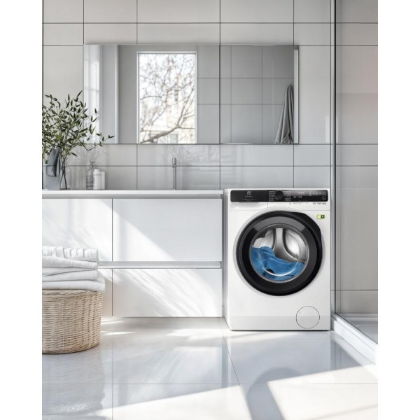Пральна машина автоматична Electrolux EW9F5482WCU