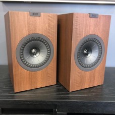 KEF Q350 Walnut